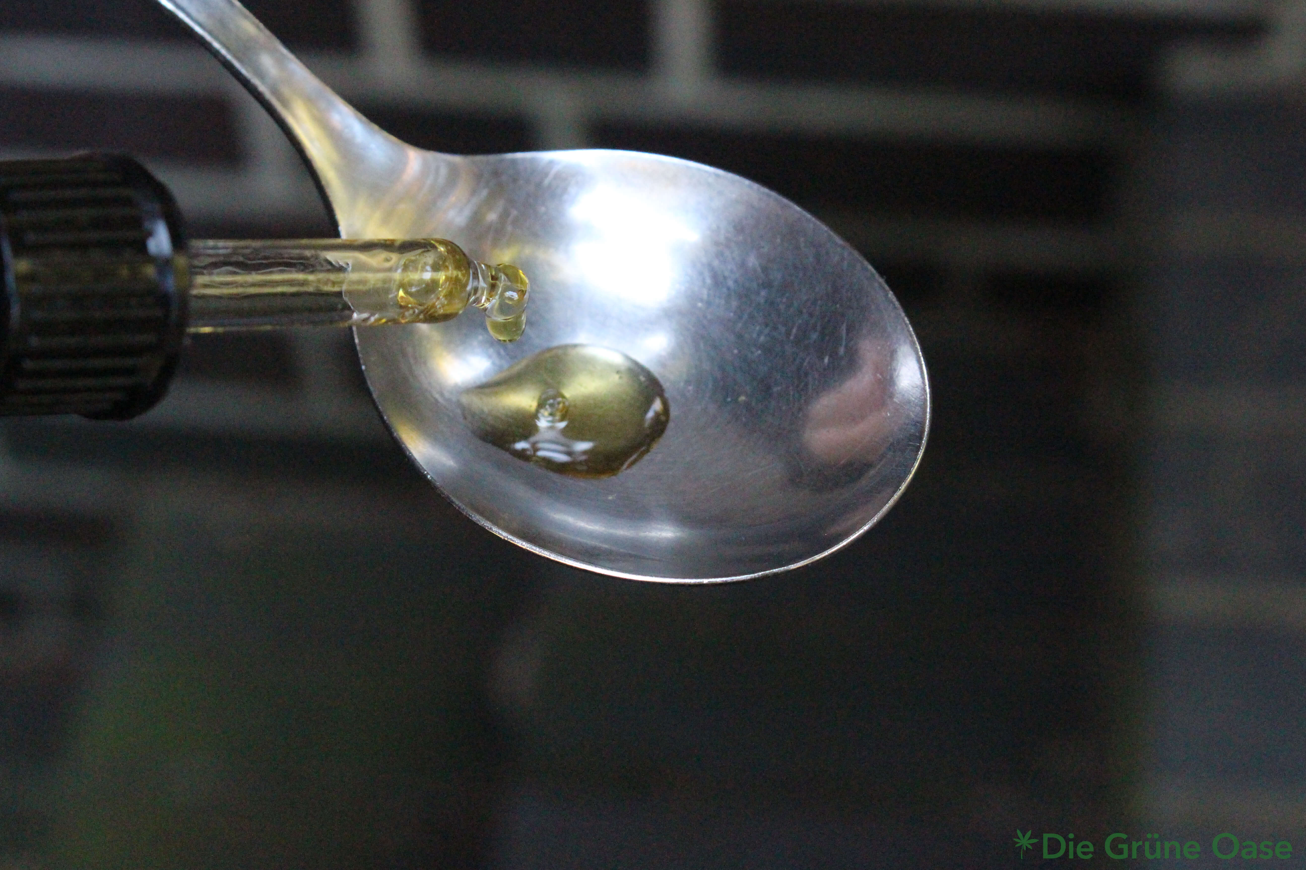 Die Farbe des CBD Öls